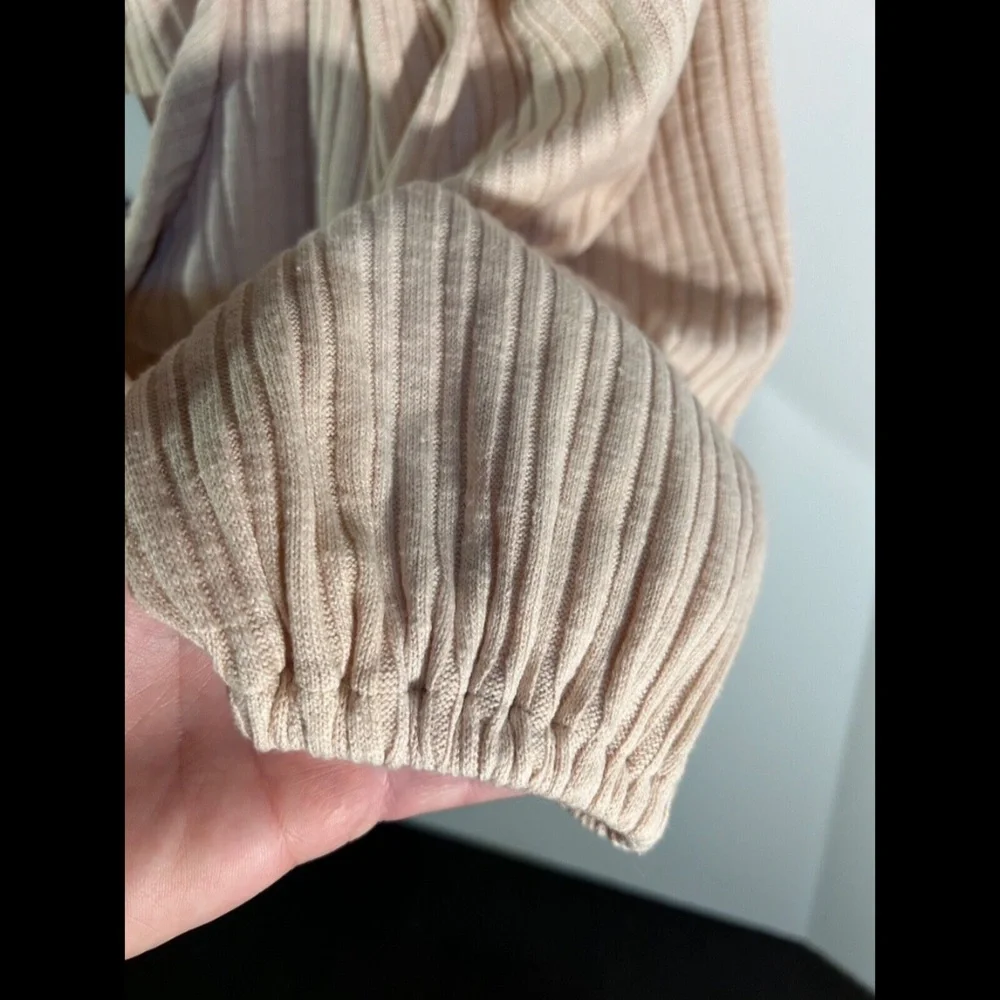 L*Space Jemma Top Twist Front Ribbed Crop Top Sand Size XL - NWT